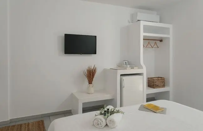 Economy Tek Büyük Yataklı Oda, Veranda, Deniz Manzaralı (Ground floor)