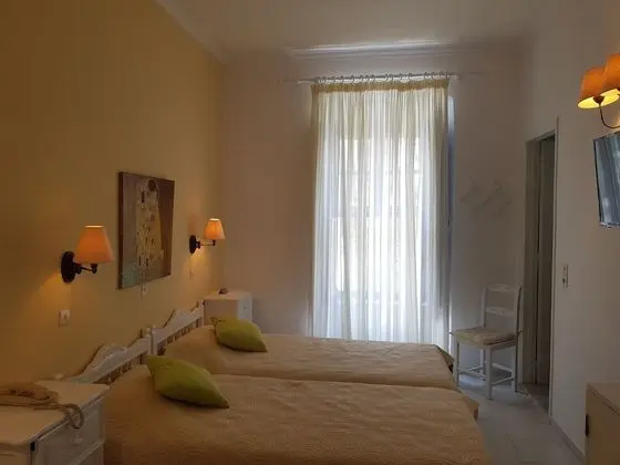 Tek Büyük veya İki Ayrı Yataklı Oda