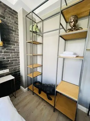 Design Tek Büyük Yataklı Oda