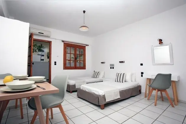Family One Bedroom Quadruple Apartment