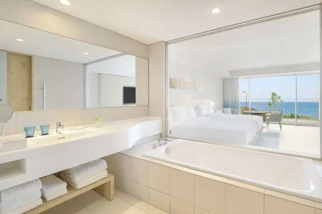 Oda, 2 Çift Kişilik Yatak, Balkon