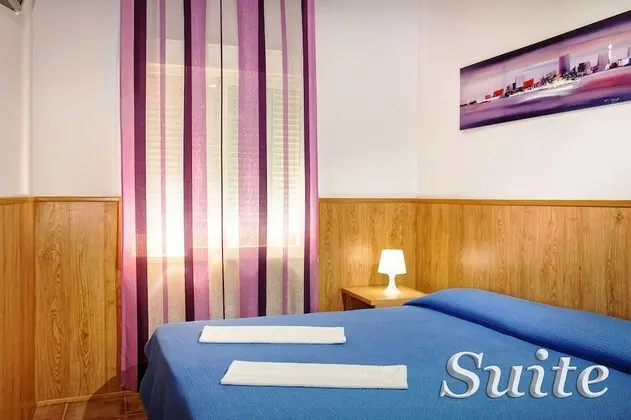 Süit, Sigara İçilmez, Küçük Mutfak