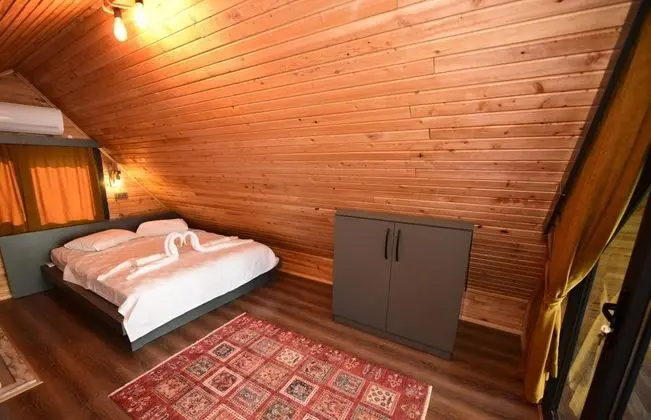 Bungalow, Bahçe Manzaralı, Balkonlu