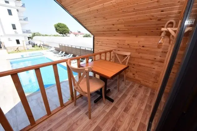 Bungalow, Havuz Manzaralı, Jakuzili