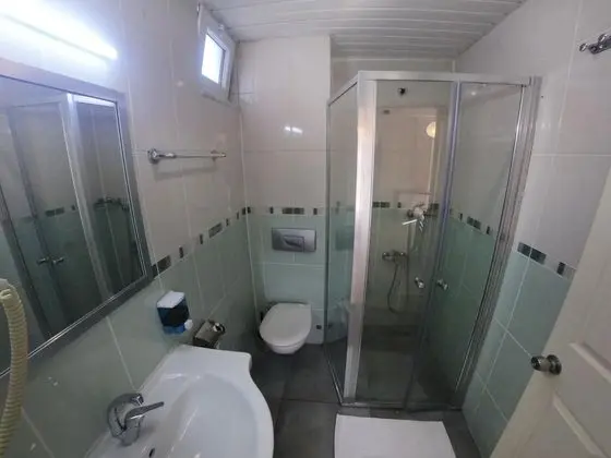 Daire-Tek Yatak Odalı, Havuz Manzaralı, Balkonlu