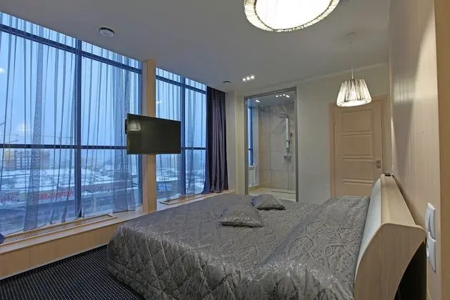 Deluxe Tek Büyük Yataklı Oda