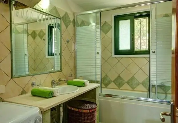Villa (Galini)