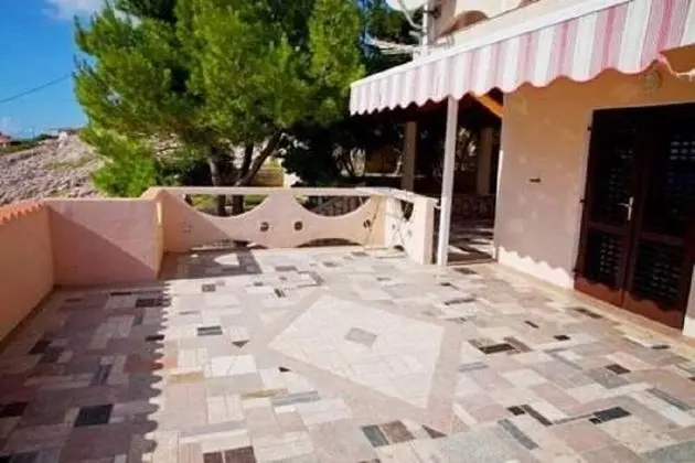 Apart Daire (Irena - 100m from the sea - A4 veliki)