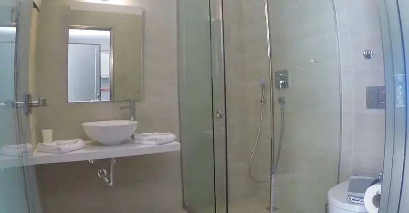 Deluxe Stüdyo, Havuz Manzaralı