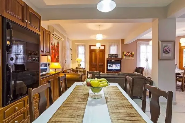 Villa, 5 Yatak Odası, Kişiye Özel Havuzlu