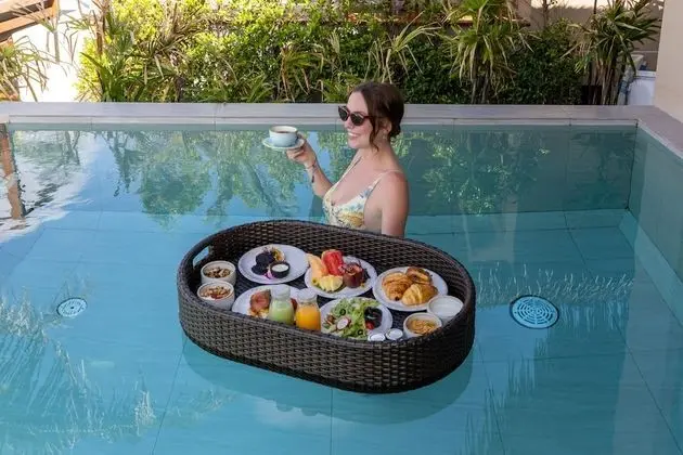 Sun Beachfront Pool Villa