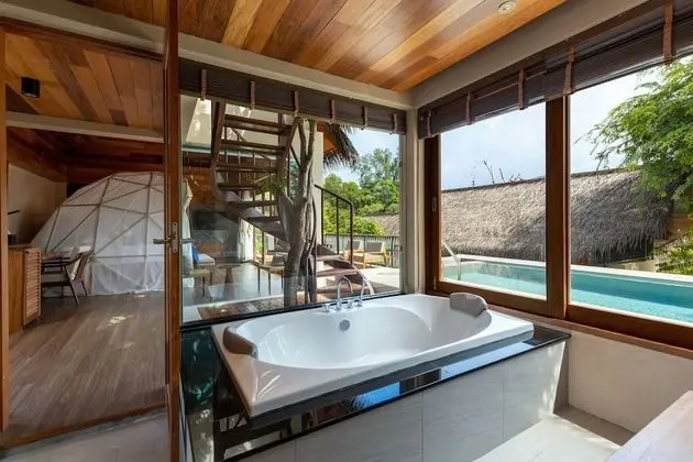 Tree Pool Villa