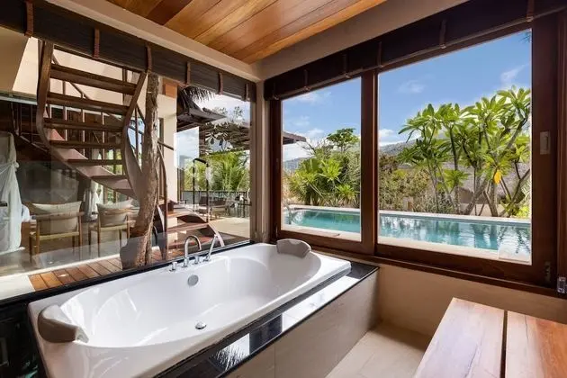 Tree Pool Villa