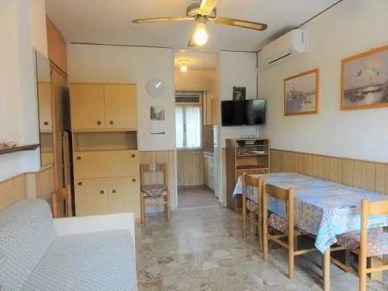Apart Daire, 2 Yatak Odası (B30324)