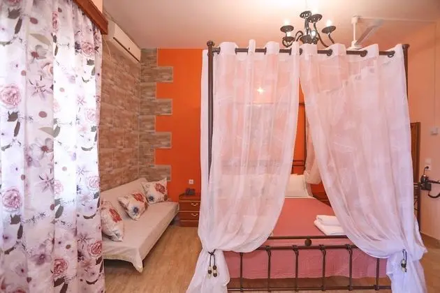 Stüdyo (2 Adults)