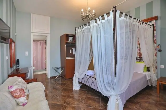 Stüdyo (3 Adults)