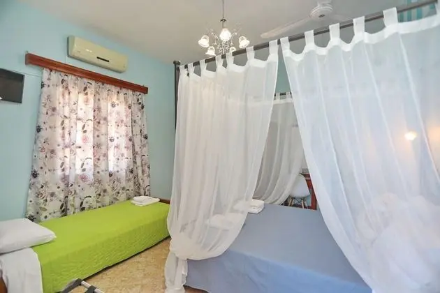 Stüdyo (3 Adults)