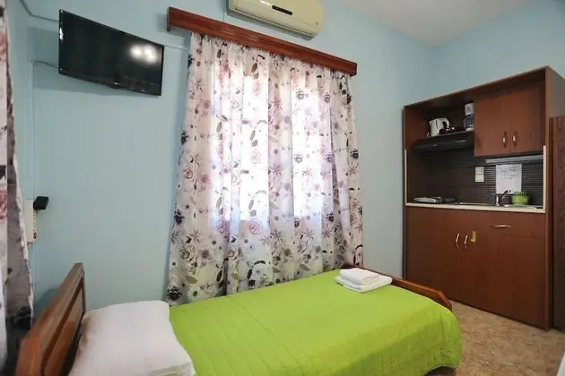 Stüdyo (3 Adults)