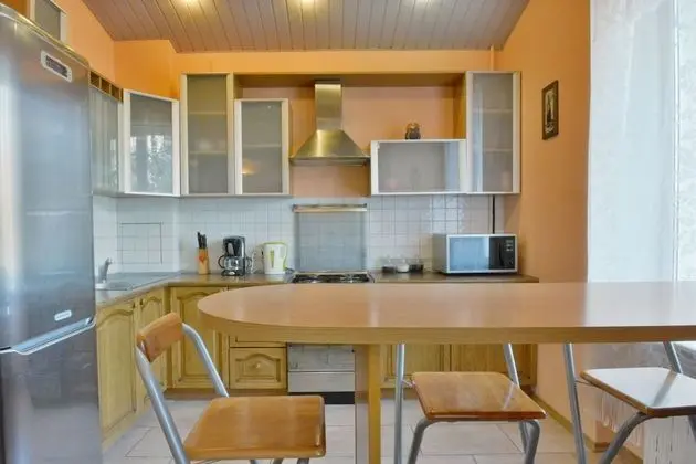 Apart Daire (Sverdlova St. 22)