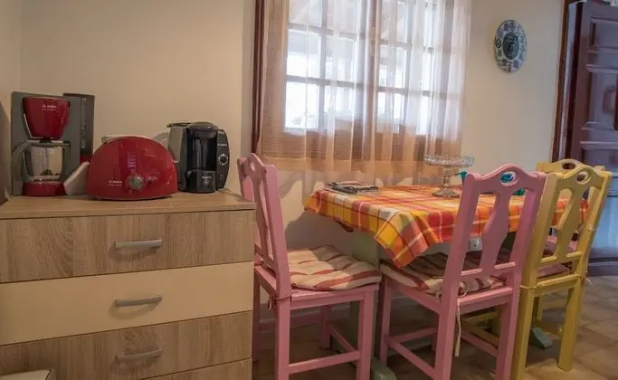 Apart Daire, 2 Yatak Odası, Balkon