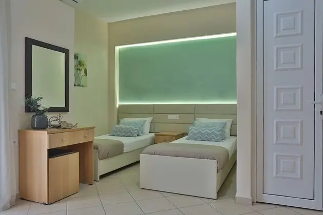 Üç Kişilik Oda, Balkon