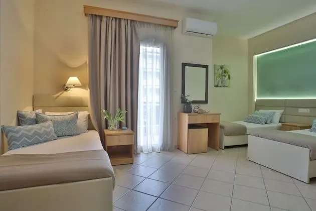 Üç Kişilik Oda, Balkon