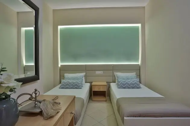 Üç Kişilik Oda, Balkon