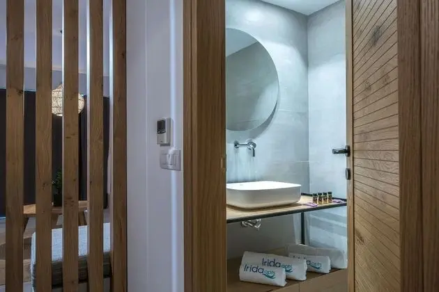 Deluxe Maisonette Sea View