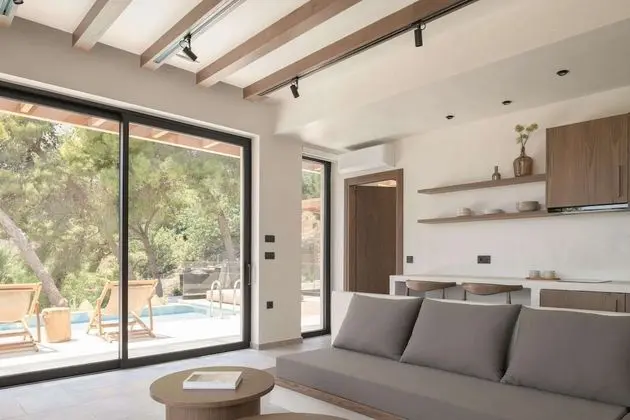 Hilltop Suite Private pool - Garden or Side Sea view