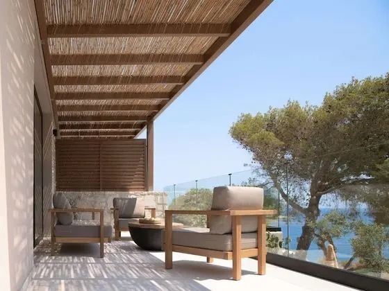 Hilltop Suite Private pool - Garden or Side Sea view