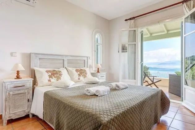 Villa, 6 Yatak Odası, Kişiye Özel Havuzlu