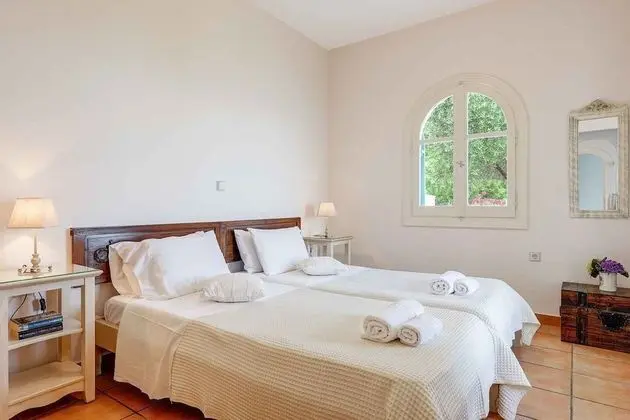 Villa, 6 Yatak Odası, Kişiye Özel Havuzlu
