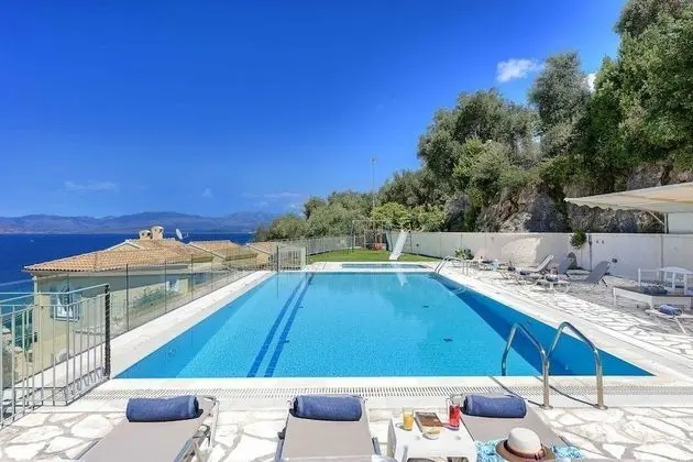 Villa, 6 Yatak Odası, Kişiye Özel Havuzlu