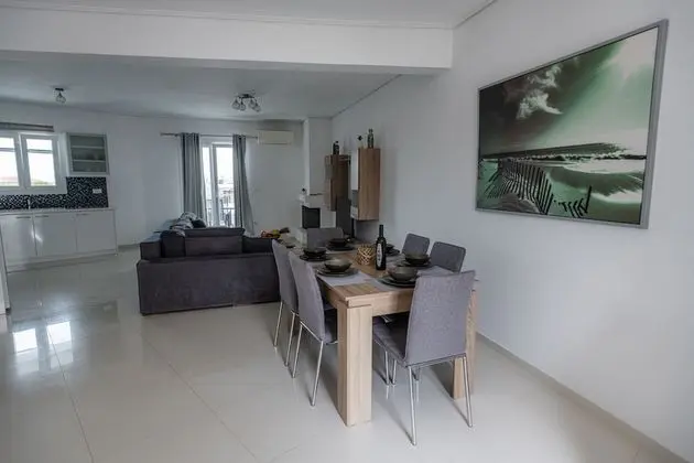 Apart Daire, 2 Yatak Odası, Deniz Manzaralı