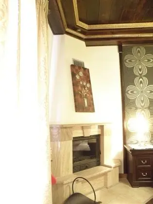 Üç Kişilik Oda