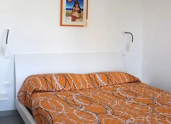 Üç Kişilik Oda
