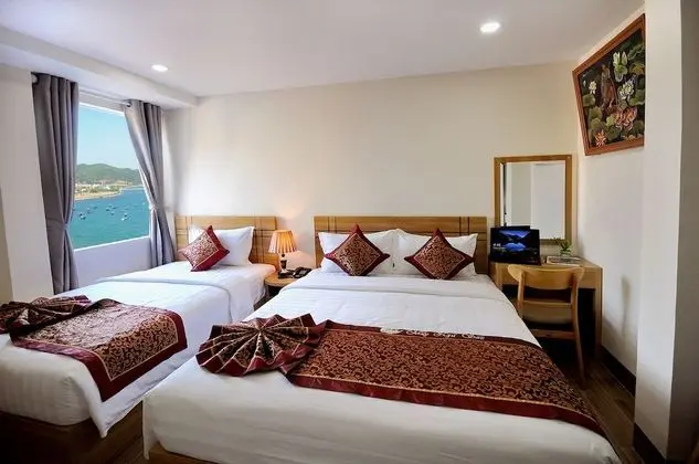 Deluxe Tek Büyük veya İki Ayrı Yataklı Oda, Deniz Manzaralı