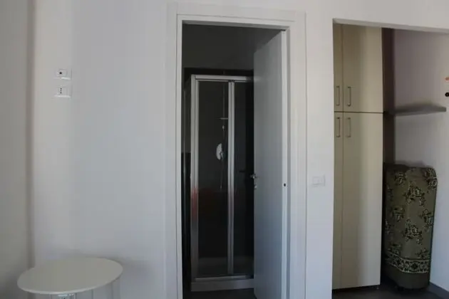 City Üç Kişilik Oda, Sigara İçilmez