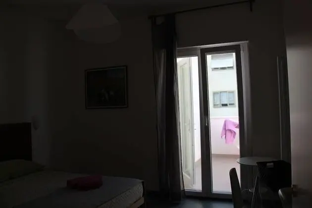 City Üç Kişilik Oda, Sigara İçilmez