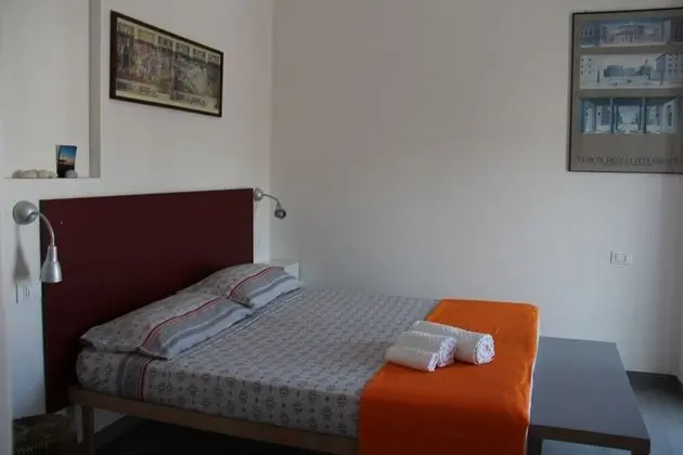 City Üç Kişilik Oda, Sigara İçilmez