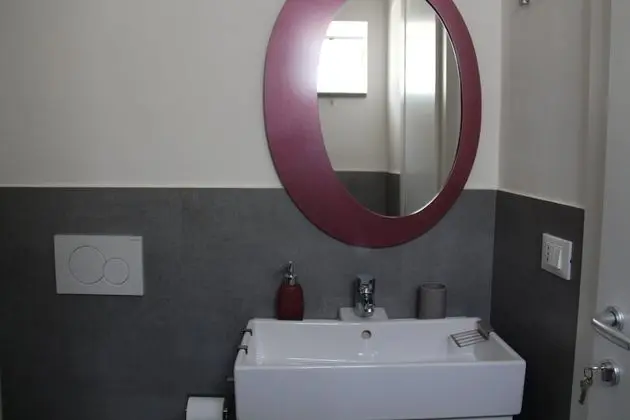 City Üç Kişilik Oda, Sigara İçilmez