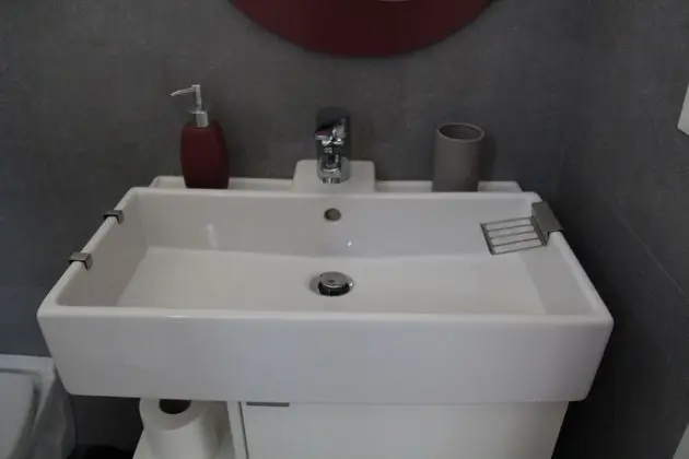 City Üç Kişilik Oda, Sigara İçilmez