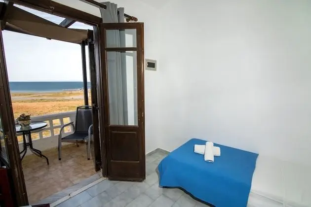 Stüdyo, Deniz Manzaralı (3 adults)
