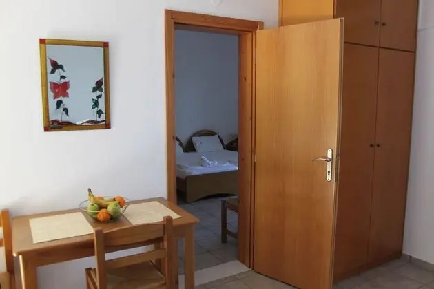 Dört Kişilik Oda, Deniz Manzaralı
