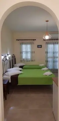 Üç Kişilik Oda (Semi Basement)