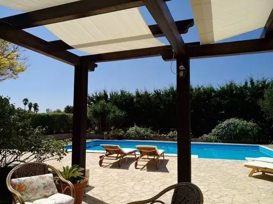 Villa, Banyolu/Duşlu, Bahçe Manzaralı (Villa Iris)