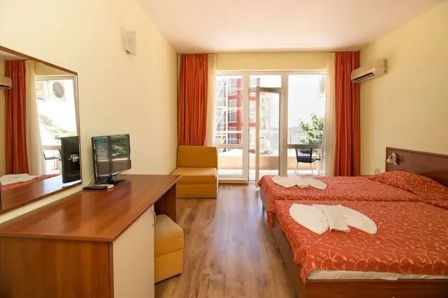 Tek Büyük Yataklı Oda, Balkon, Deniz Manzaralı