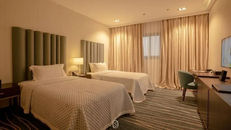 Basic Tek Büyük veya İki Ayrı Yataklı Oda, 1 Yatak Odası, Sigara İçilmez, Şehir Manzaralı