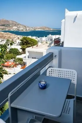 Deluxe Üç Kişilik Oda, Deniz Manzaralı