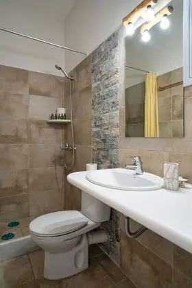 Deluxe Üç Kişilik Oda, Deniz Manzaralı